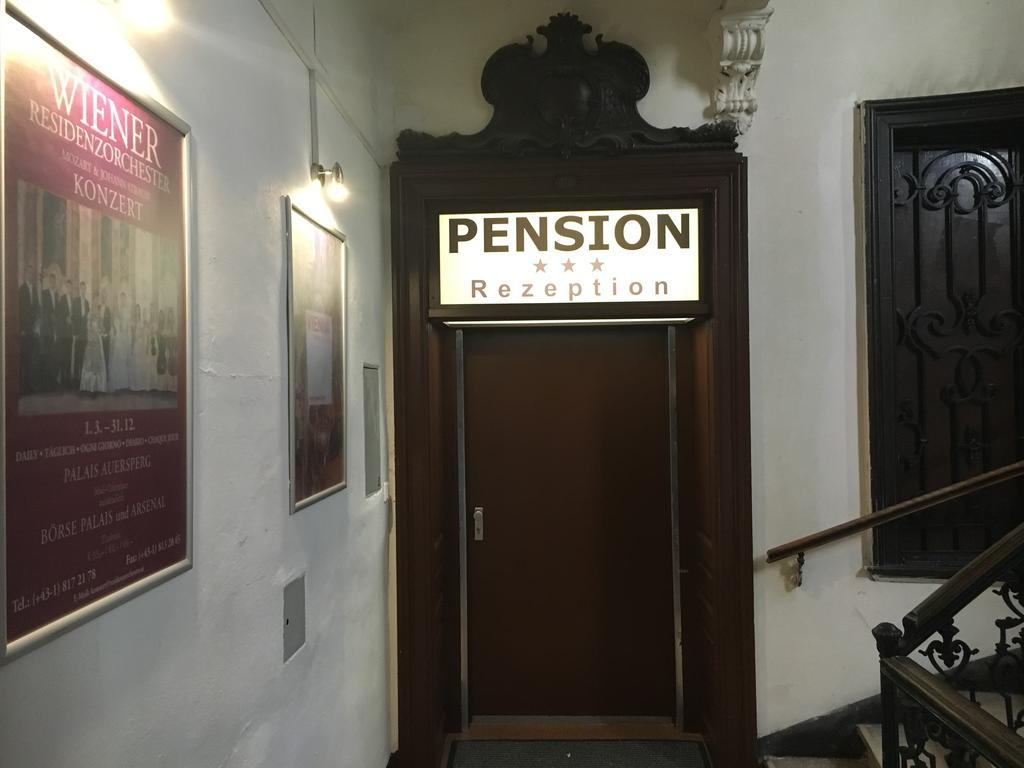 Pension Ani-Falstaff Wien Exteriör bild